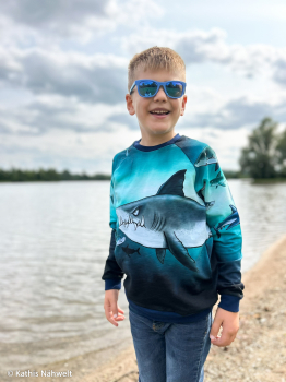 French Terry Shark Tank PANEL Haie groß by Thorsten Berger