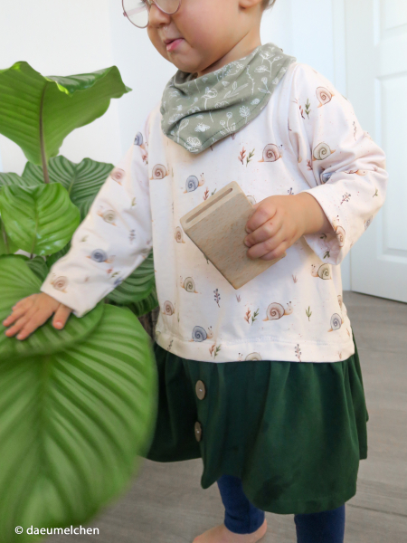 Jersey Life in the Forest SCHNECKE by Christiane Zielinski